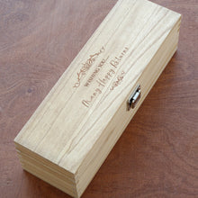 Load image into Gallery viewer, White & Rose Wine Gifts