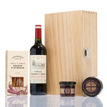 Load image into Gallery viewer, Cheese &amp; Wine Hamper
